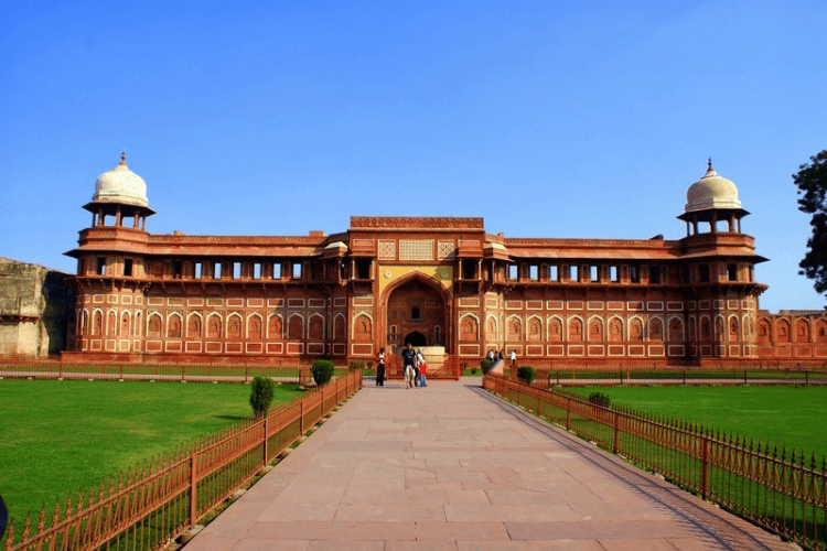 Agra – A Mughal Splendor
