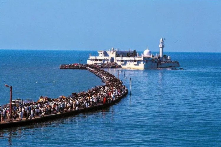 Haji Ali Dargah, Mumbai, India
