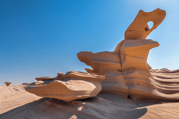 Al Wathba Fossil Dunes, Abhu Dhabi