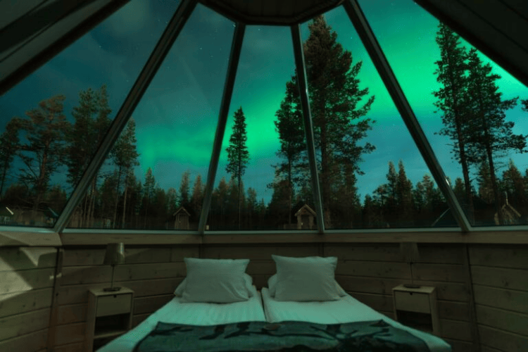 The Glass Igloos, Lapland