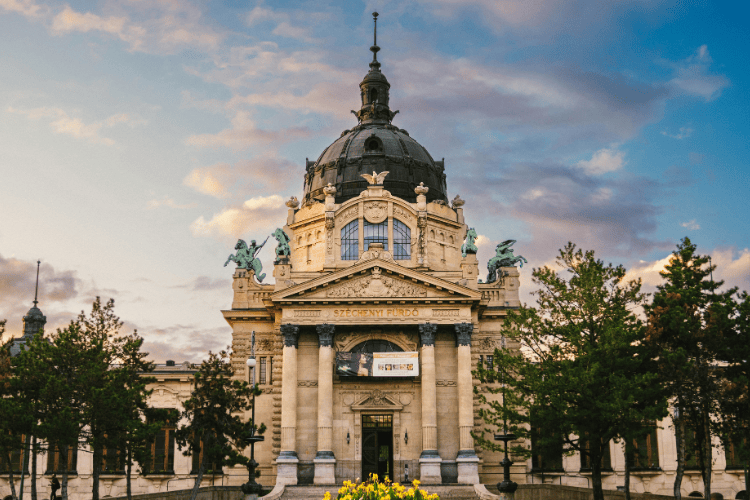 Thermal Bath, Budapest