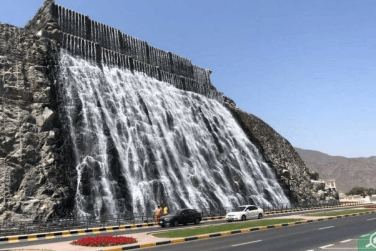 Korhfakkan Waterfall & Amphitheater