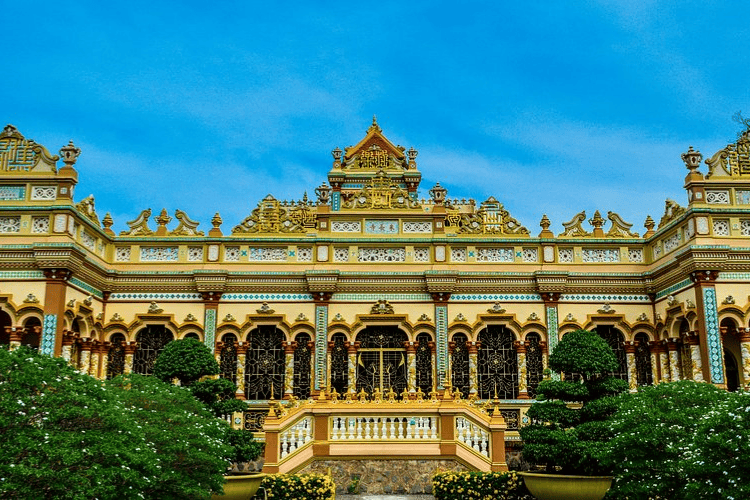 Vinh Tràng Temple, Ho Chi Minh, Vietnam