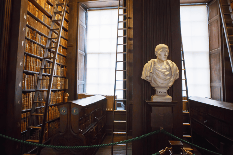 The Long Room & Book of Kells, Dublin