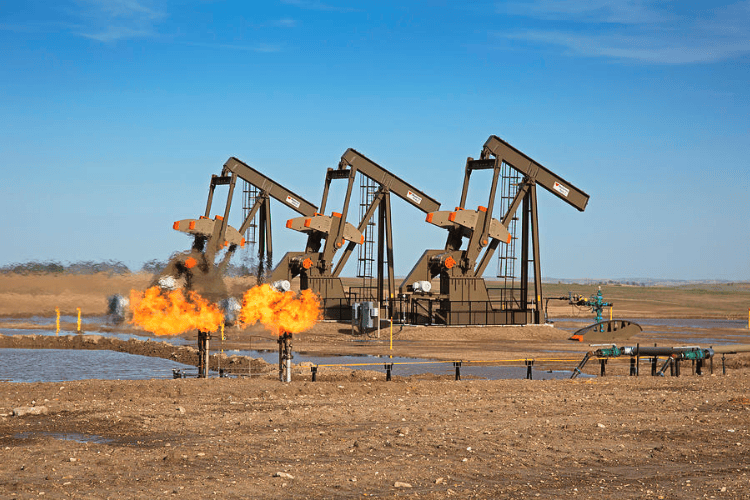 Oil Pumps & Oil Fields, Baku