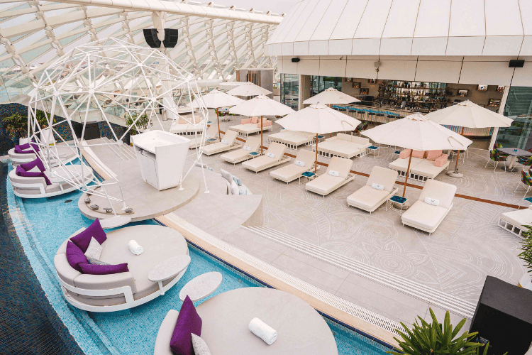 WET Deck, W, Abu Dhabi