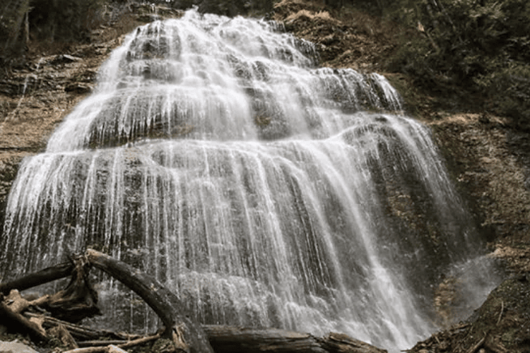 Bridal Falls, Canada
