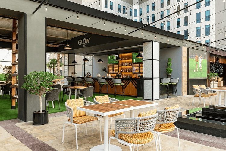 Glow - Poolside Sports Bar, Abu Dhabi