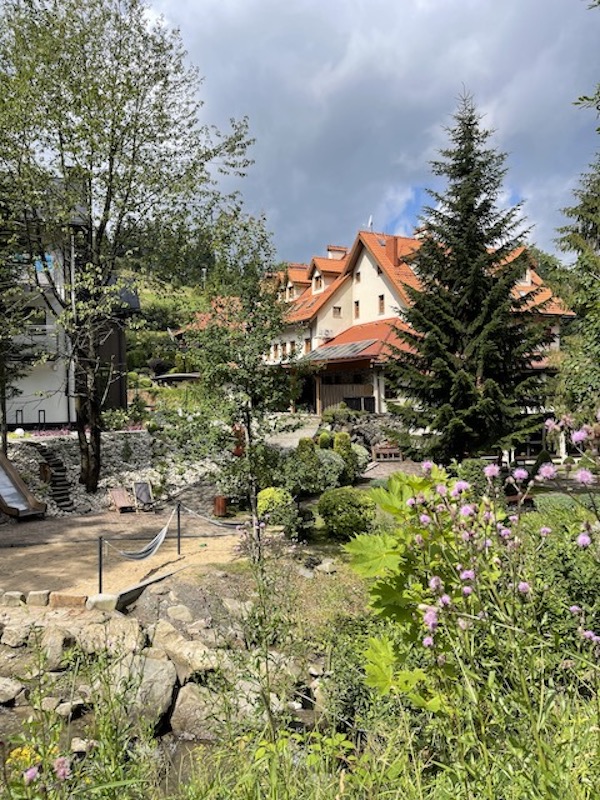 Countryside ski resort, Angloville Poland