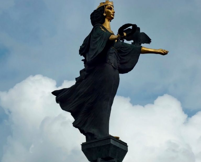 Statue of Sveta Sofia