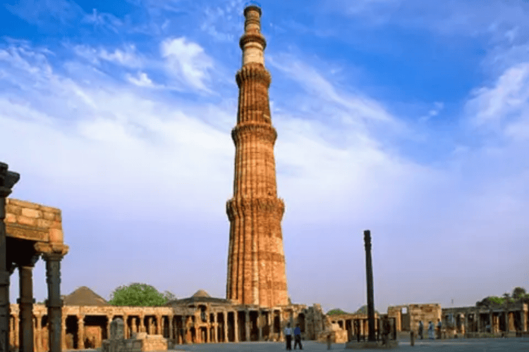 Qutab Minar, Delhi, India